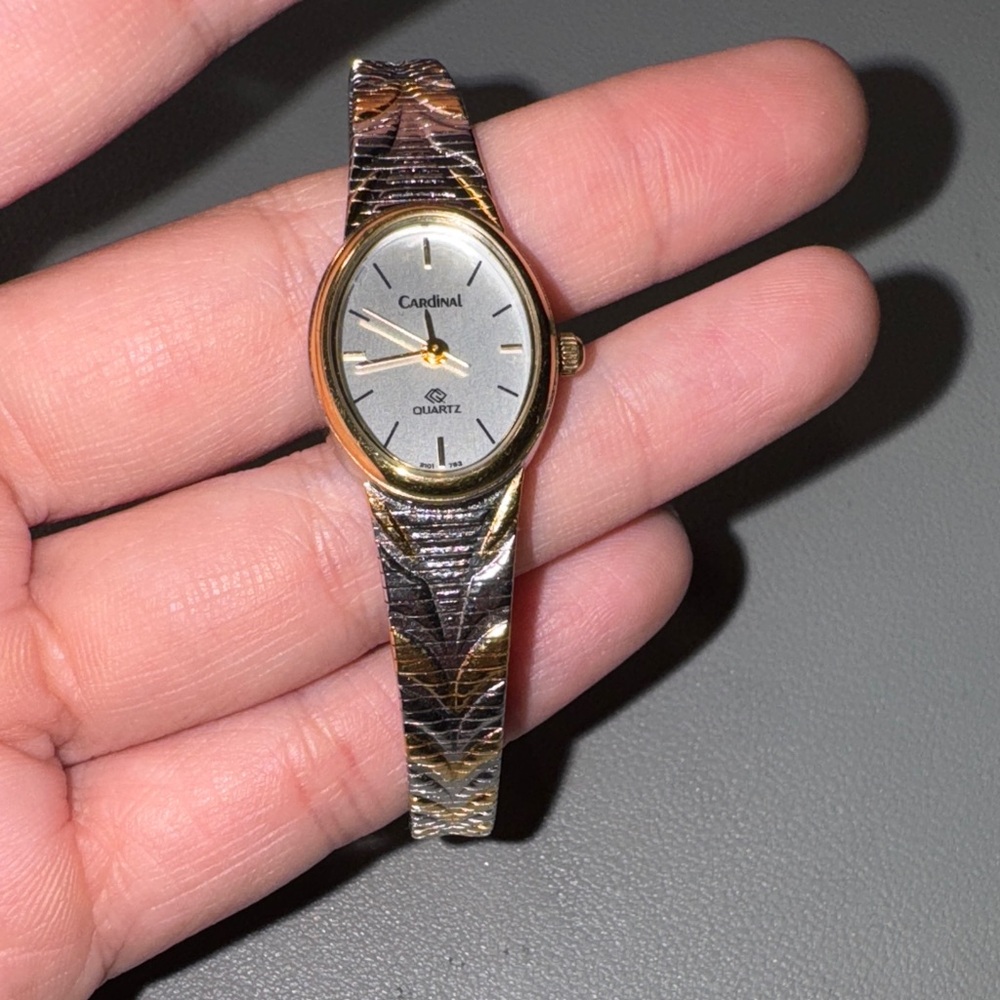 Cadinal Women's Gold and Silver Quartz Watch